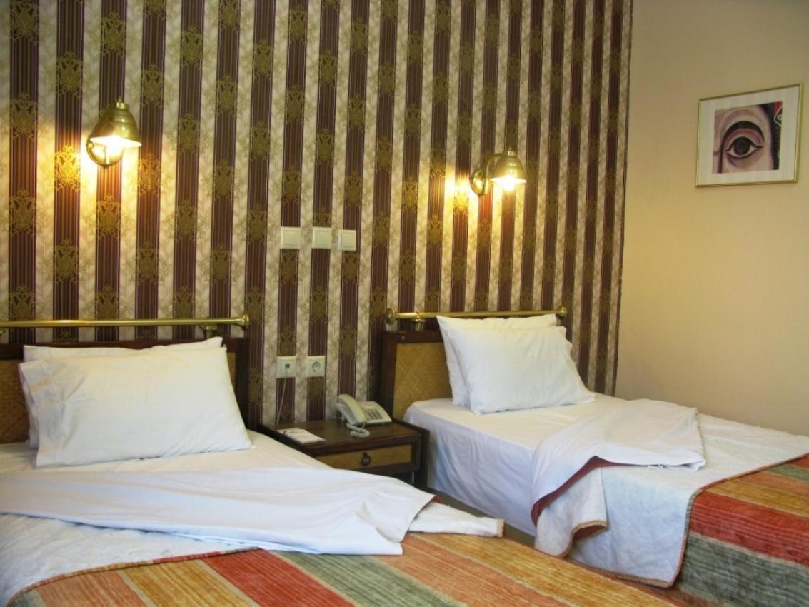 Olympos Hotel Komotiní Eksteriør bilde